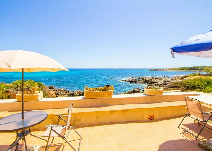 Authentic Fisherman's House On The Seafront *