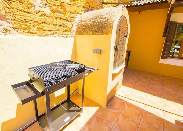 Authentic Fisherman's House On The Seafront Cala Ratjada (Mallorca)