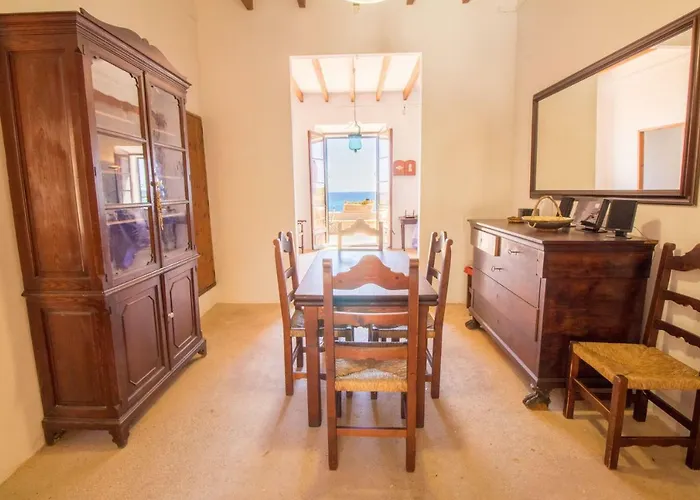 Authentic Fisherman's House On The Seafront Сasa de vacaciones *