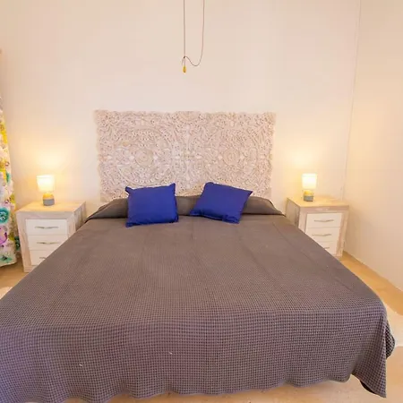 펜션 Authentic Fisherman's House On The Seafront *