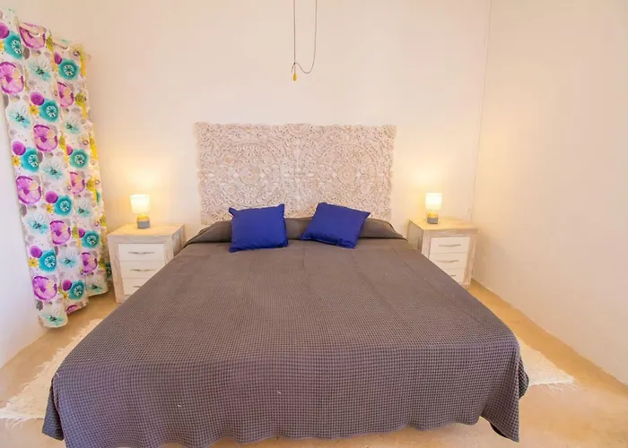 Nyaraló Authentic Fisherman's House On The Seafront *