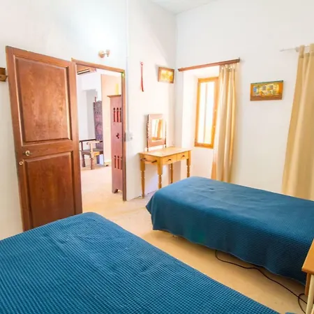 度假居 Authentic Fisherman's House On The Seafront 卡拉纳雅达