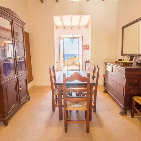 Authentic Fisherman's House On The Seafront 度假居 *