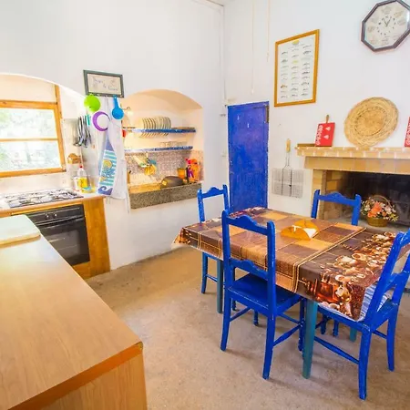 Authentic Fisherman's House On The Seafront 卡拉纳雅达