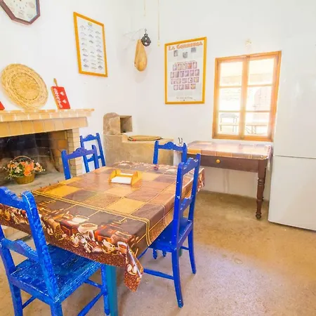 Authentic Fisherman's House On The Seafront 卡拉纳雅达